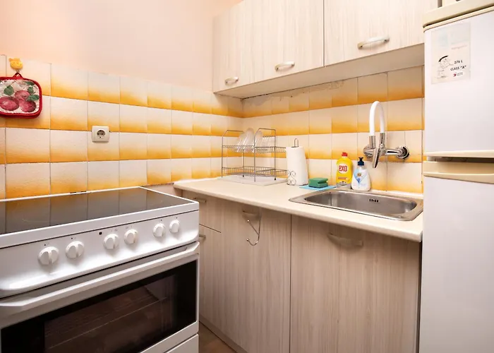 1-bedroom Flat With Balcony In By Flat Mаnager Apartman *